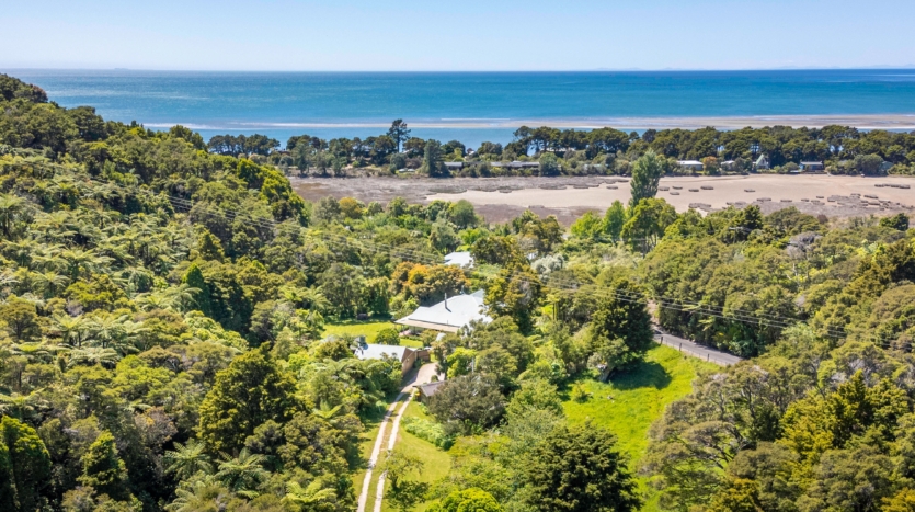 K Real Estate -  839 Collingwood-Puponga Main Road