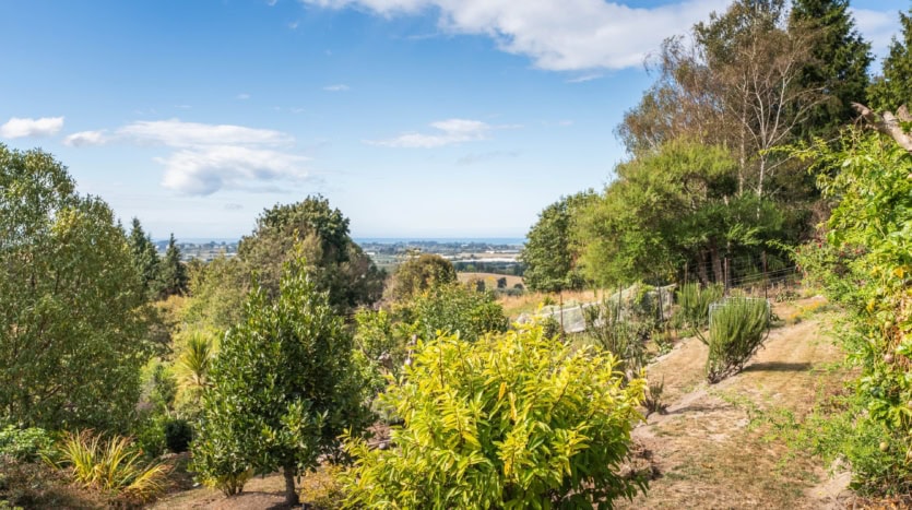K Real Estate -  98 Mytton Heights