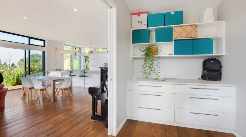 K Real Estate -  98 Mytton Heights