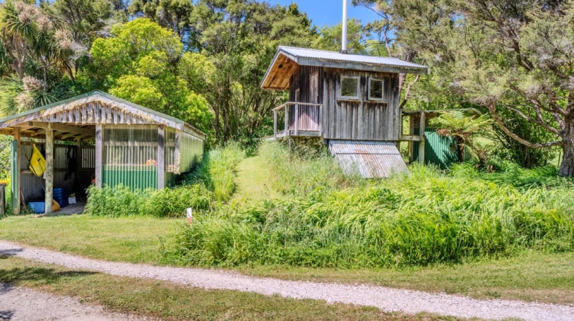 K Real Estate -  839 Collingwood-Puponga Main Road